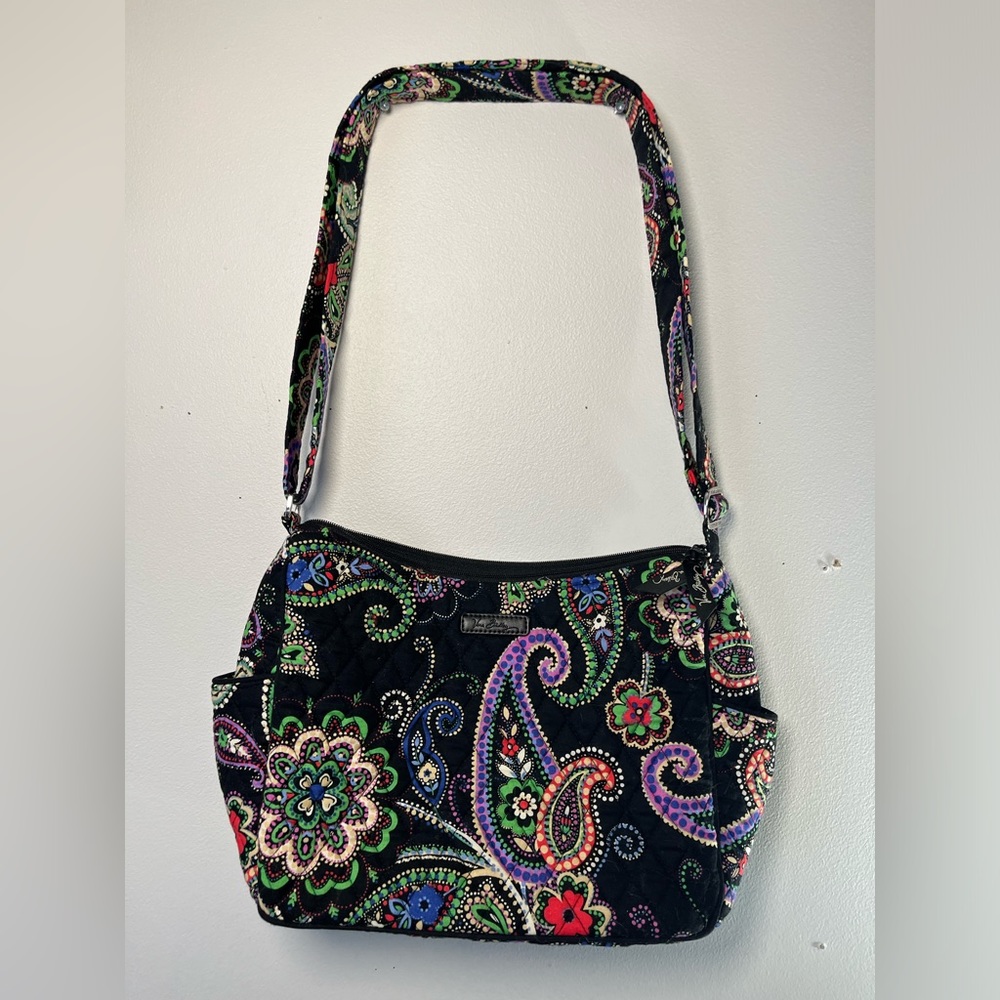 Vera Bradley Purse, shoulder straps, rarely used in great condition